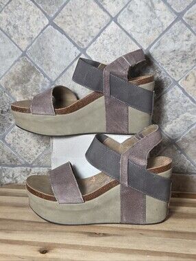 OTBT Bushnell Wedge Sandals in Taupe and Khaki — Comfortable Platform Heels 6.5M